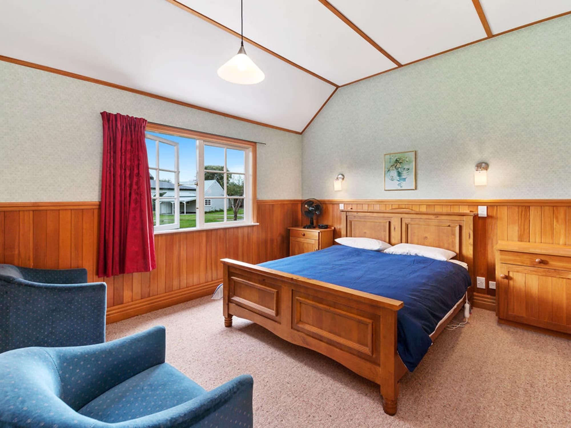 Huka Falls Resort Lago Lago Taupo Esterno foto A bedroom in a typical New Zealand home