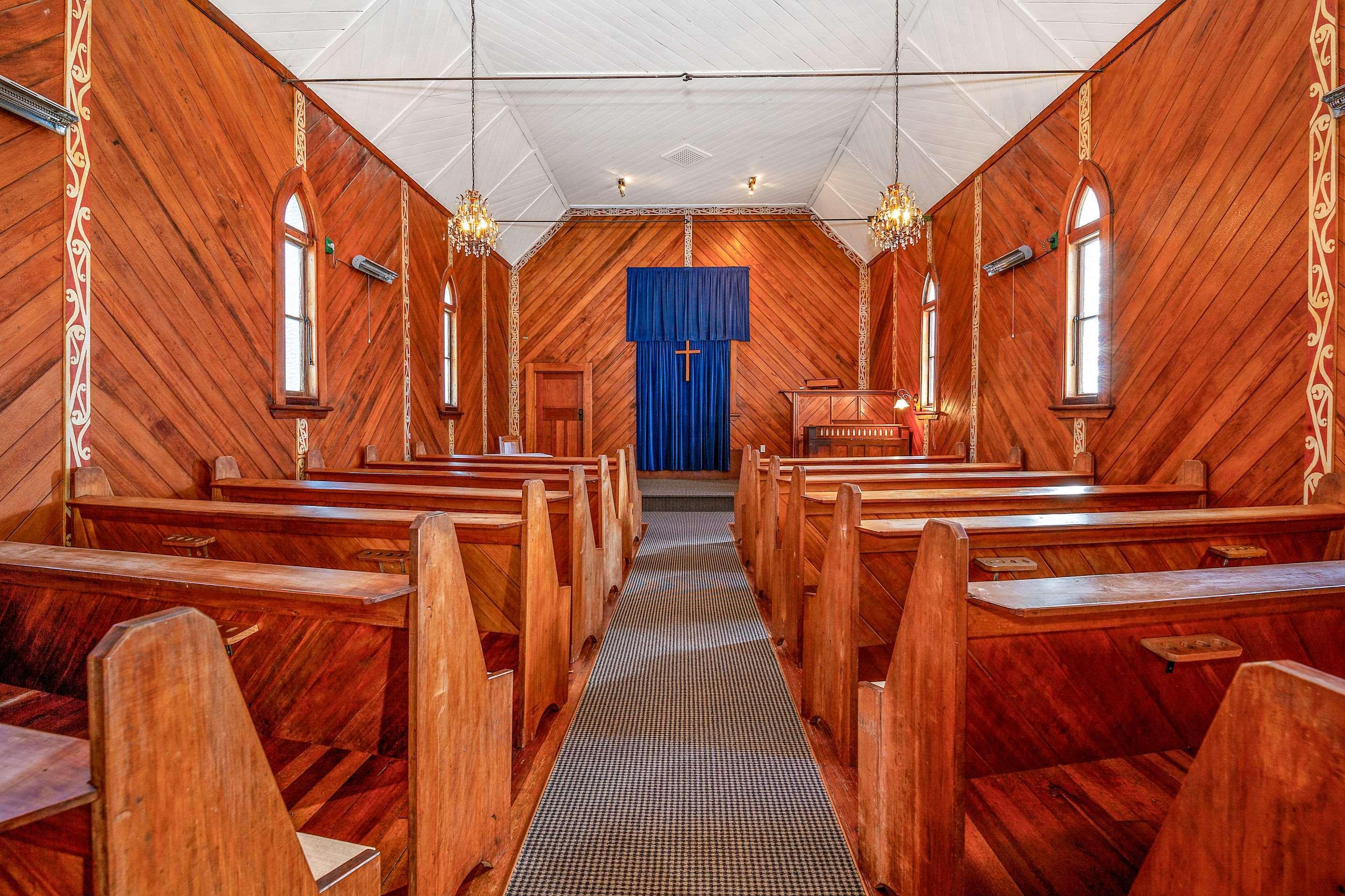 Huka Falls Resort Lago Lago Taupo Esterno foto Interior of the church